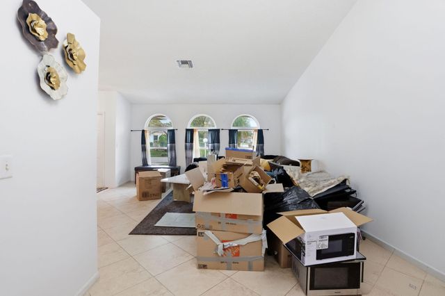 2171 NW 76th Avenue, Margate, FL 33063
