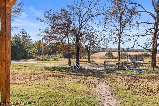 23005 Shade Tree Lane, Poteau, OK 74953