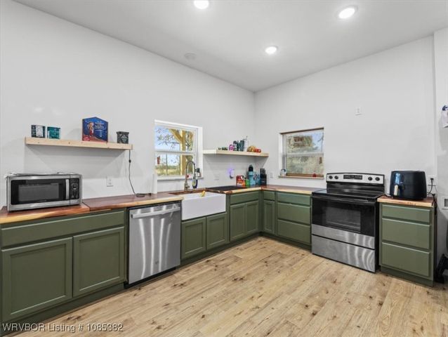 23005 Shade Tree Lane, Poteau, OK 74953