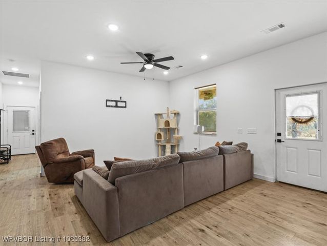 23005 Shade Tree Lane, Poteau, OK 74953