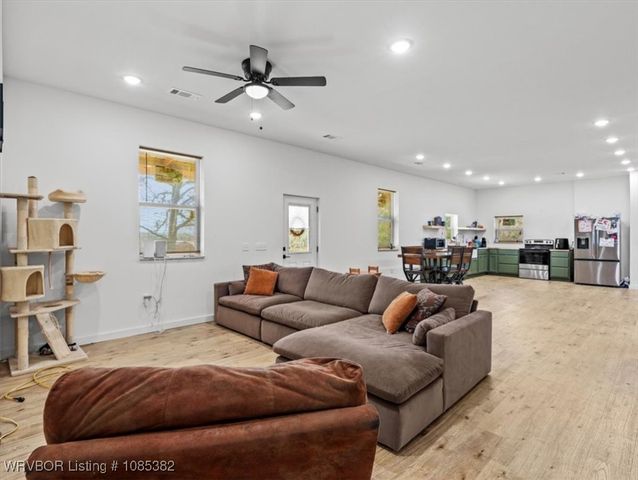 23005 Shade Tree Lane, Poteau, OK 74953