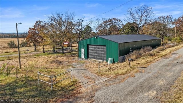 23005 Shade Tree Lane, Poteau, OK 74953