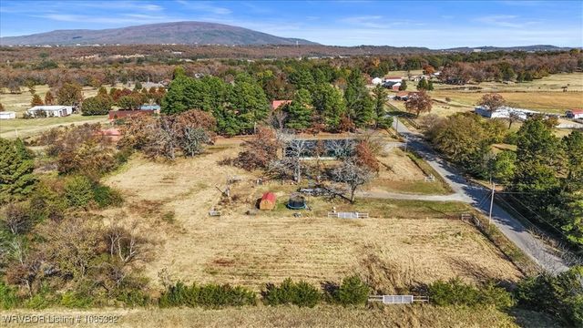 23005 Shade Tree Lane, Poteau, OK 74953