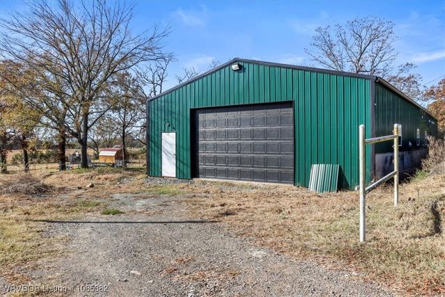 23005 Shade Tree Lane, Poteau, OK 74953