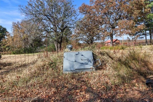 23005 Shade Tree Lane, Poteau, OK 74953