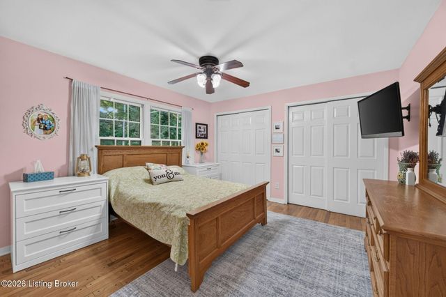 2104 N Rose Island Rd, Prospect, KY 40059