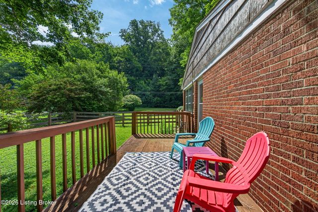 2104 N Rose Island Rd, Prospect, KY 40059