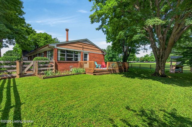 2104 N Rose Island Rd, Prospect, KY 40059