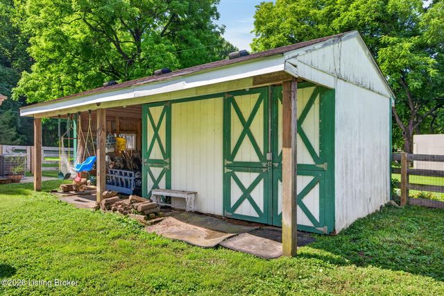 2104 N Rose Island Rd, Prospect, KY 40059