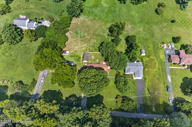 2104 N Rose Island Rd, Prospect, KY 40059