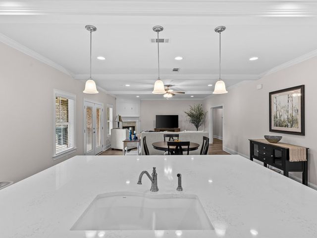 628 Charleston Mills Drive, Midland City, AL 36350