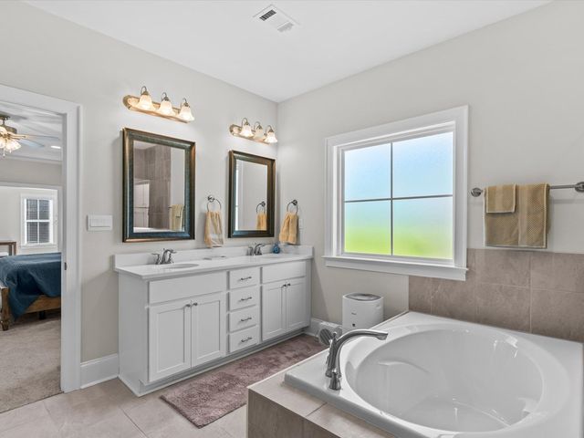 628 Charleston Mills Drive, Midland City, AL 36350