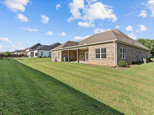 628 Charleston Mills Drive, Midland City, AL 36350
