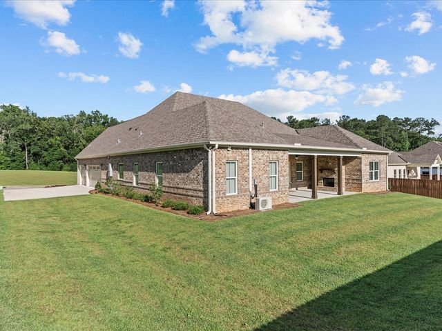 628 Charleston Mills Drive, Midland City, AL 36350
