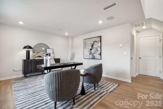 2133 Hawksworth Lane, Charlotte, NC 28262