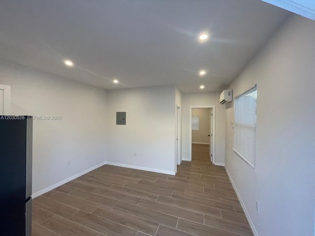 6801 SW 22nd Street -, Miami, FL 33155