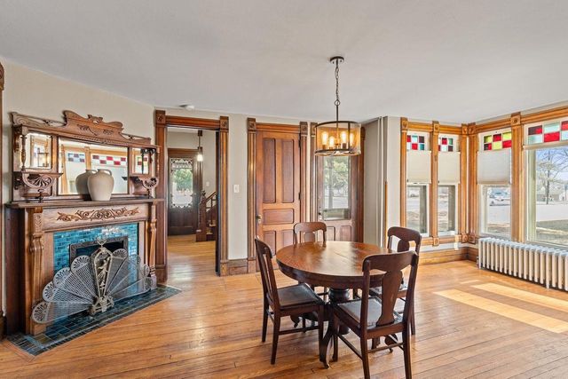 518 E Main Street, Reedsburg, WI 53959