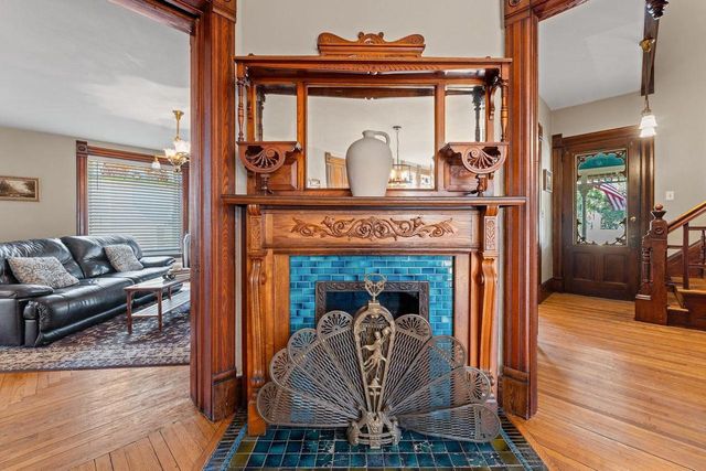 518 E Main Street, Reedsburg, WI 53959