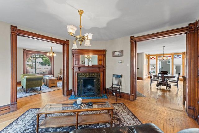 518 E Main Street, Reedsburg, WI 53959