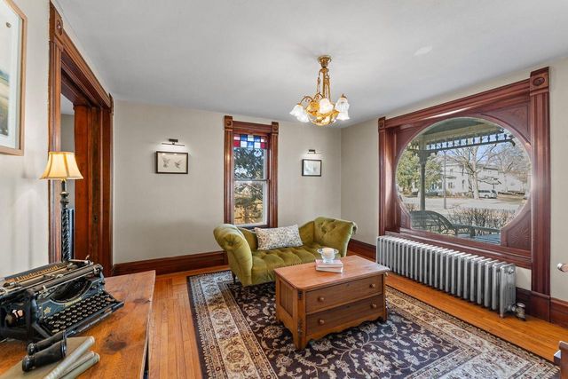 518 E Main Street, Reedsburg, WI 53959