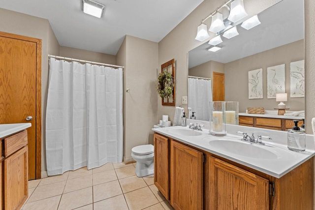 518 E Main Street, Reedsburg, WI 53959