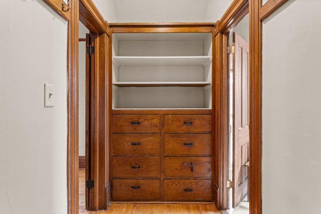 518 E Main Street, Reedsburg, WI 53959