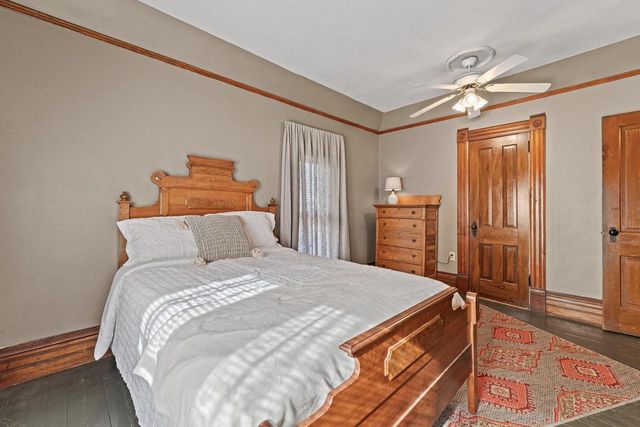 518 E Main Street, Reedsburg, WI 53959