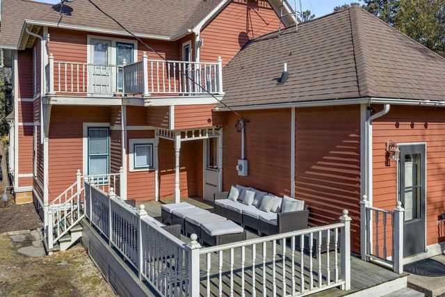 518 E Main Street, Reedsburg, WI 53959