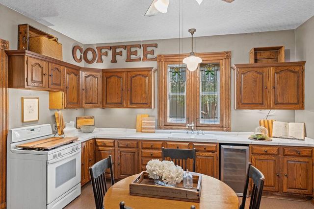 518 E Main Street, Reedsburg, WI 53959