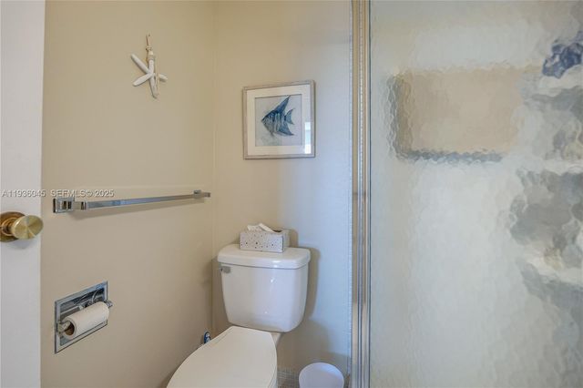 3501 NW 47th Avenue 604, Lauderdale Lakes, FL 33319