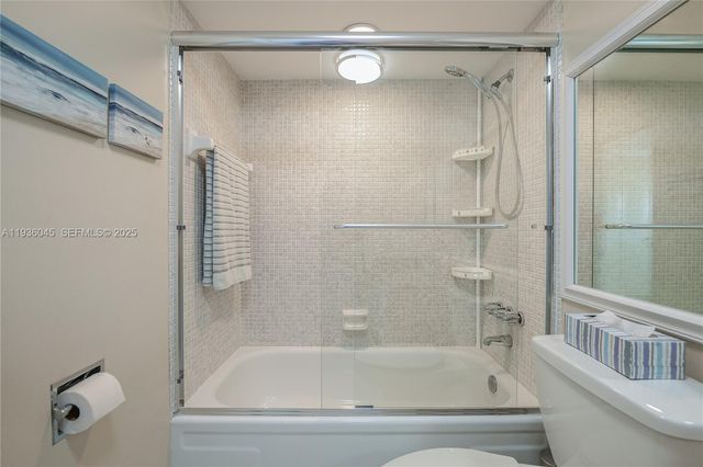 3501 NW 47th Avenue 604, Lauderdale Lakes, FL 33319