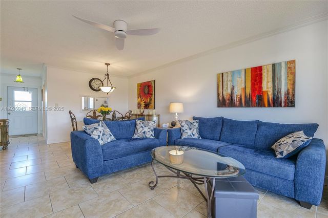 3501 NW 47th Avenue 604, Lauderdale Lakes, FL 33319