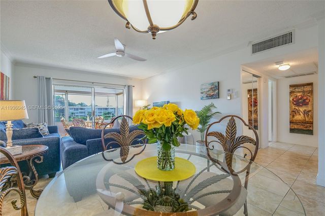 3501 NW 47th Avenue 604, Lauderdale Lakes, FL 33319