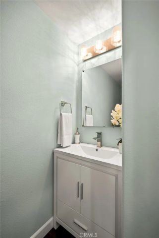 12919 Bloomfield, Studio City, CA 91604