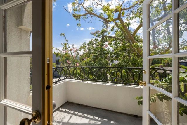 12919 Bloomfield, Studio City, CA 91604