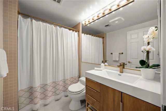 12919 Bloomfield, Studio City, CA 91604