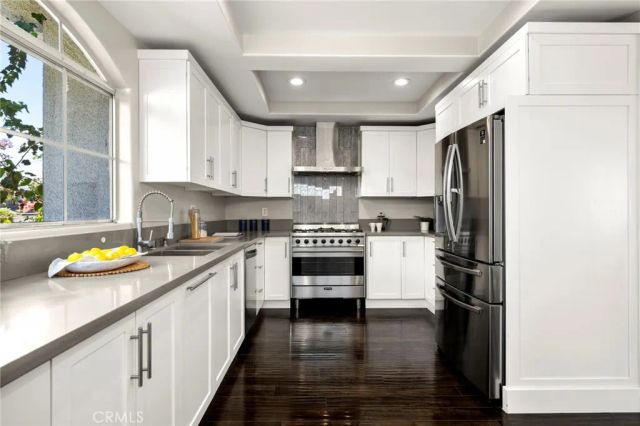 12919 Bloomfield, Studio City, CA 91604