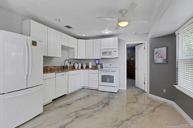 9331 VALLEY RIDGE, San Antonio, TX 78250