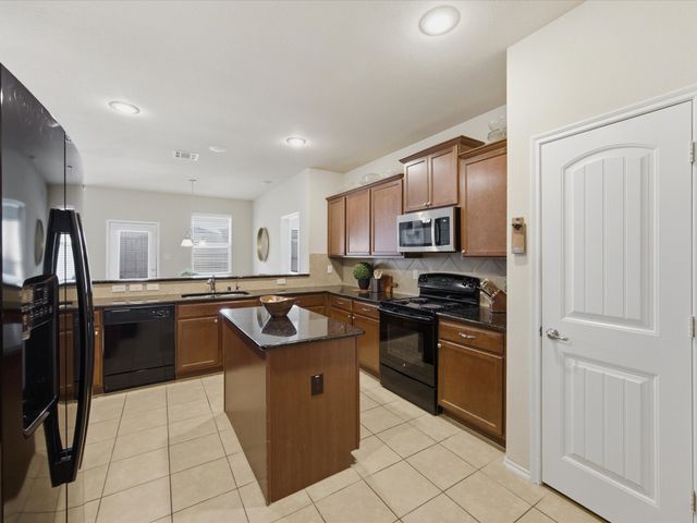 8716 Sierra Trail, Cross Roads, TX 76227