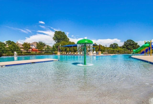 8716 Sierra Trail, Cross Roads, TX 76227