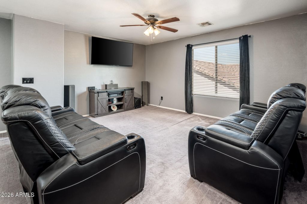 Image 18 of property listing at 9735 W KIRBY Avenue, Tolleson, AZ 85353