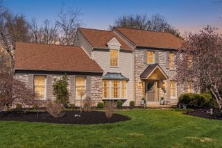 1836 BEACON HILL DR, Dresher, PA 19025