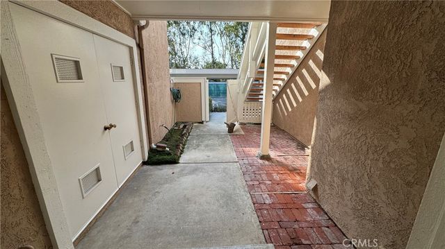 14 Woodleaf, Irvine, CA 92614