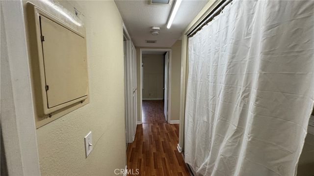 14 Woodleaf, Irvine, CA 92614