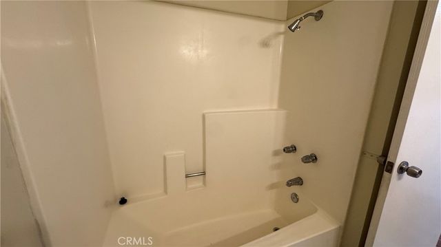 14 Woodleaf, Irvine, CA 92614