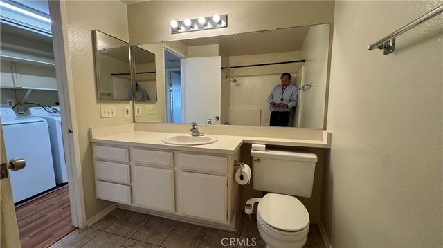 14 Woodleaf, Irvine, CA 92614
