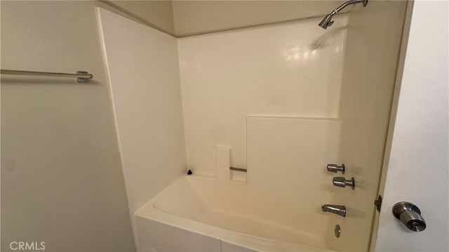 14 Woodleaf, Irvine, CA 92614