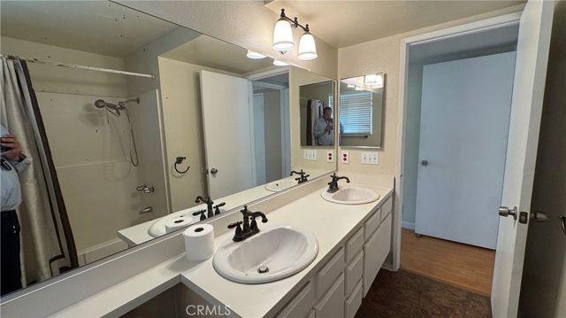 14 Woodleaf, Irvine, CA 92614
