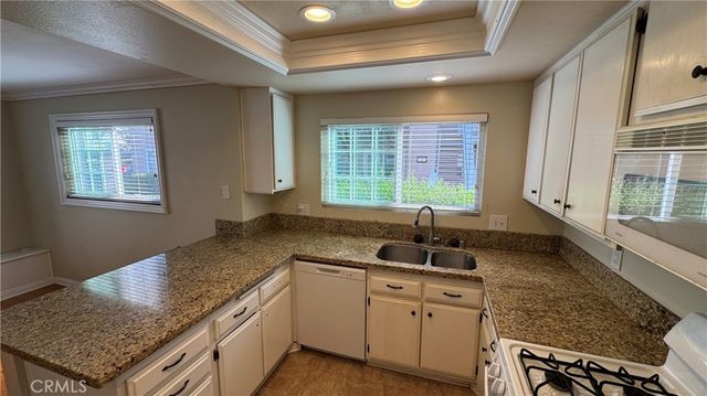 14 Woodleaf, Irvine, CA 92614