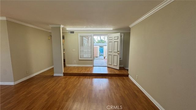 14 Woodleaf, Irvine, CA 92614